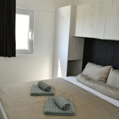 Mobile With Terrace And Sea View Allegro Casa vacanze Drage