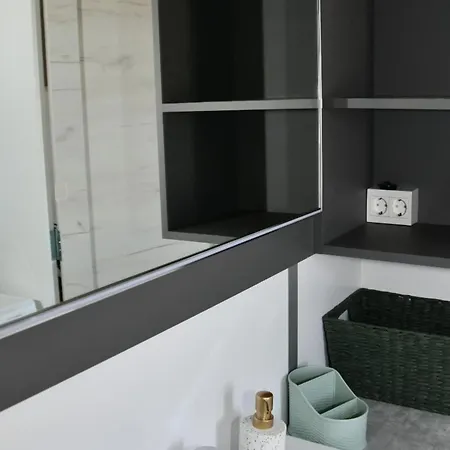 Mobile With Terrace And Sea View Allegro Casa vacanze *