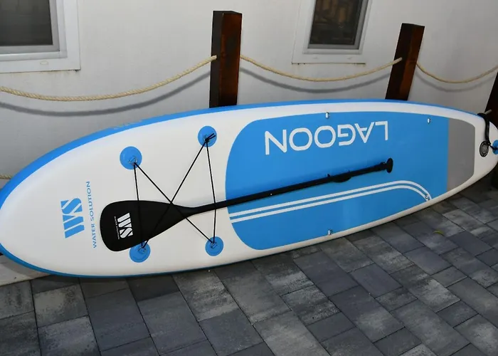 Дом отдыха Mobile With Terrace And Sea View Allegro